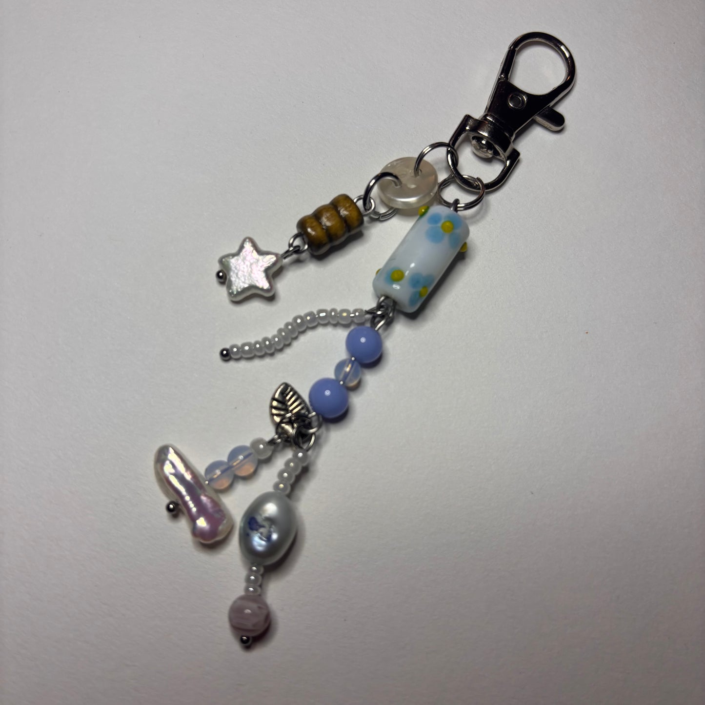 daisy field keychain
