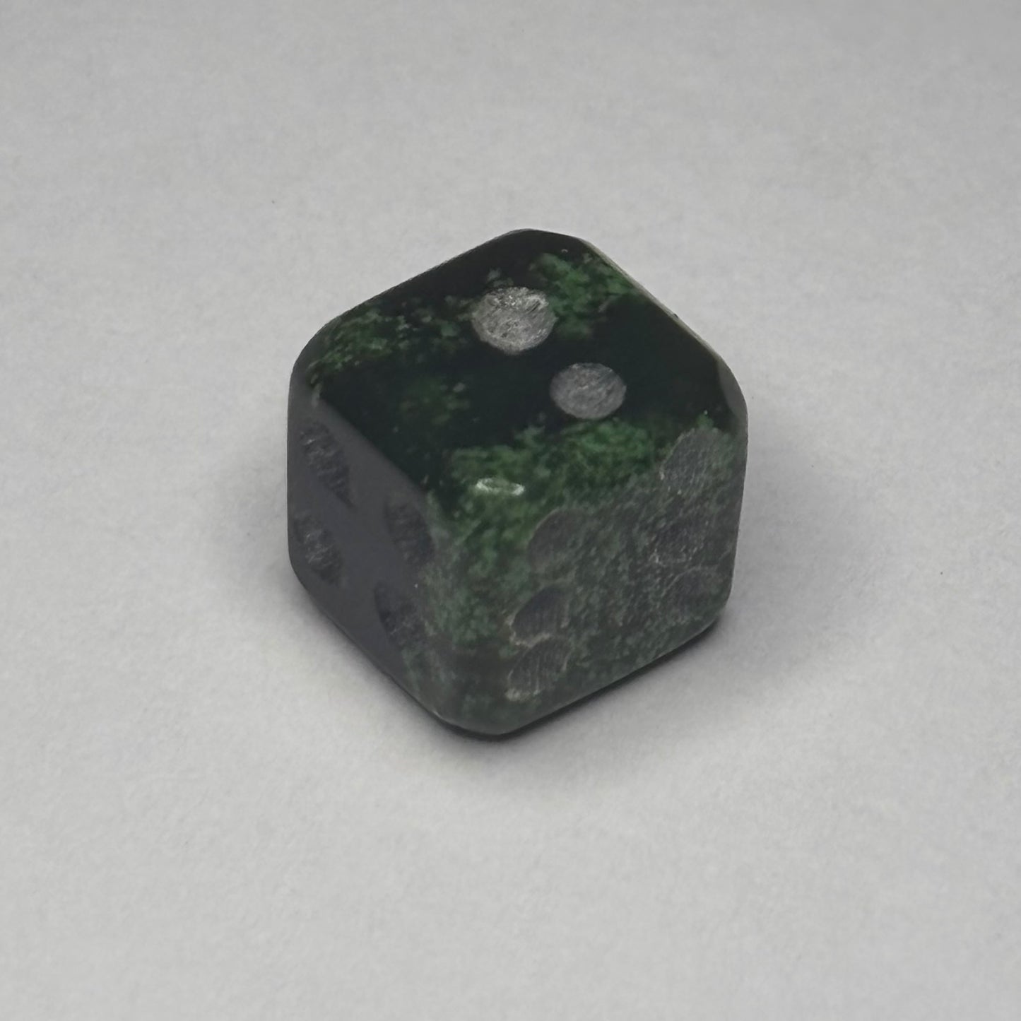 Tiny Green Crystal Dice
