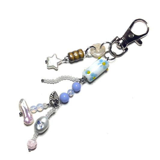 daisy field keychain
