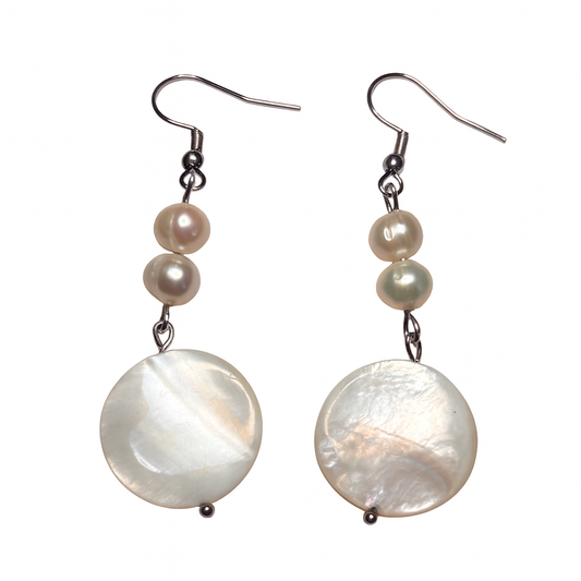 Simple Shell Disk and Pearl Earrings